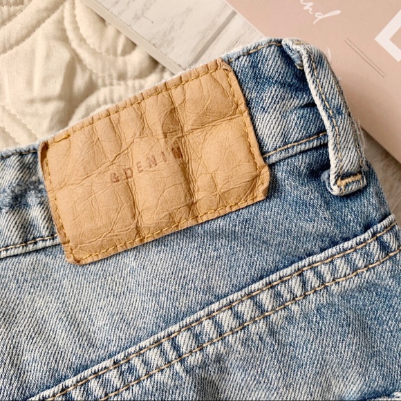 H&M & Denim Ripped Jean Shorts Sz 8 - Picture 6 of 8